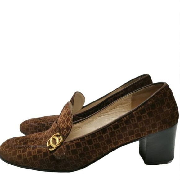 Rare Vintage Gucci Collector Brown Suede G Monogram Heels | Circa 1970s - Picture 3 of 10